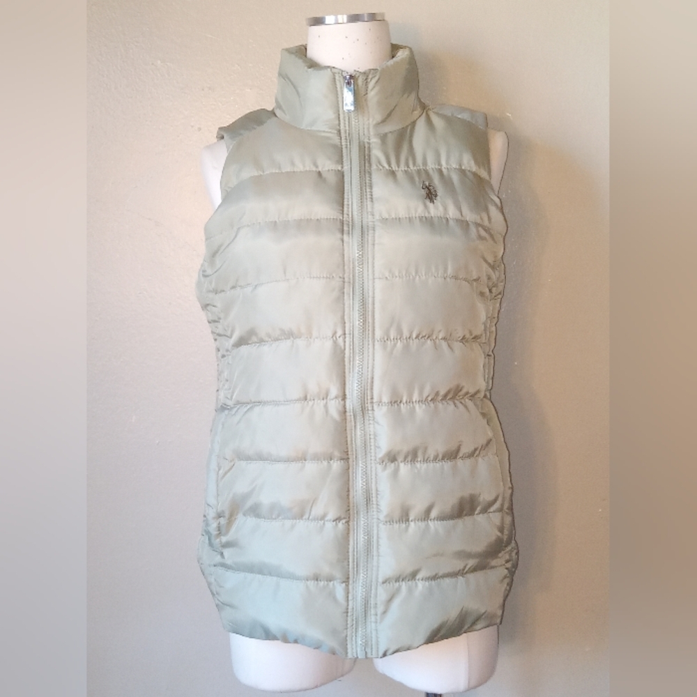 Green U.S. Polo Assn Sleeveless Vest !